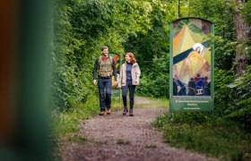 Am Gläsernen Kreuzweg in Bad Erlach, © Wiener Alpen in Niederösterreich - Bad Erlach Am Gläsernen Kreuzweg in Bad Erlach, © Wiener Alpen in Niederösterreich - Bad Erlach