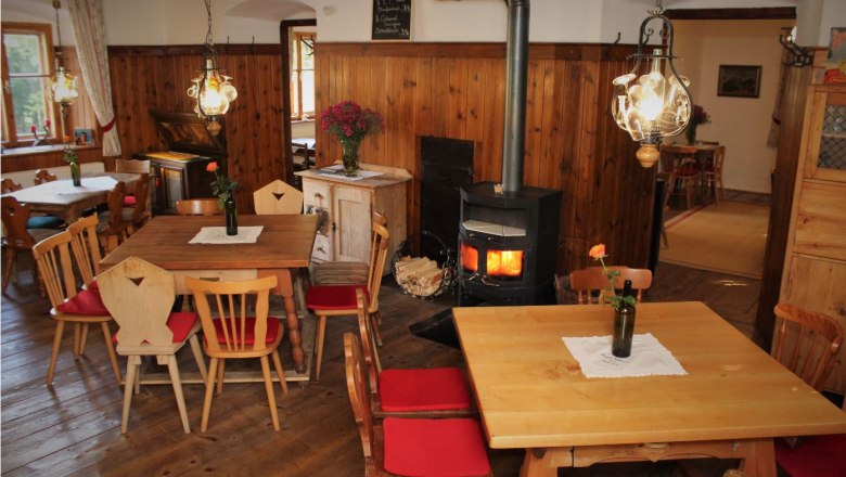 Gastzimmer im Schankraum, &copy; Schlosswirtshaus