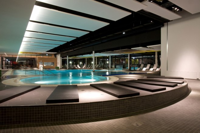 Linsberg Asia -  Das stimmungsvolle Thermen Ambiente am Abend., © Linsberg Asia