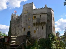 Burg Grimmenstein, &copy; Burg Grimmenstein