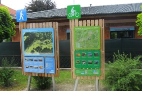 Informationstafeln für Wander- und Radwege in Pitten